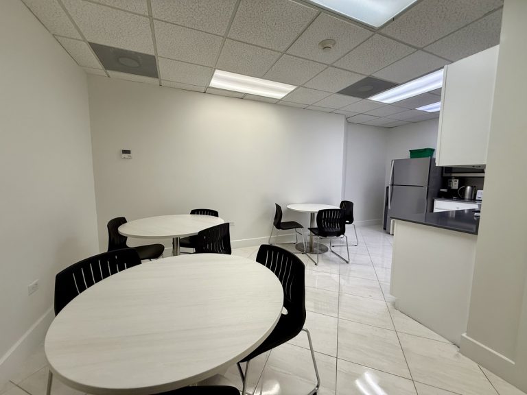 Harbour Centre - Kitchen
