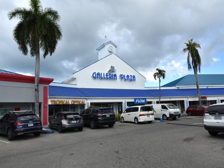 Galleria Plaza - Front Entrance