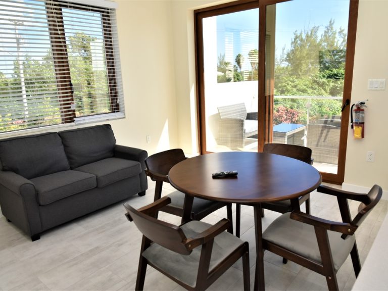 Arvia - Dining Room
