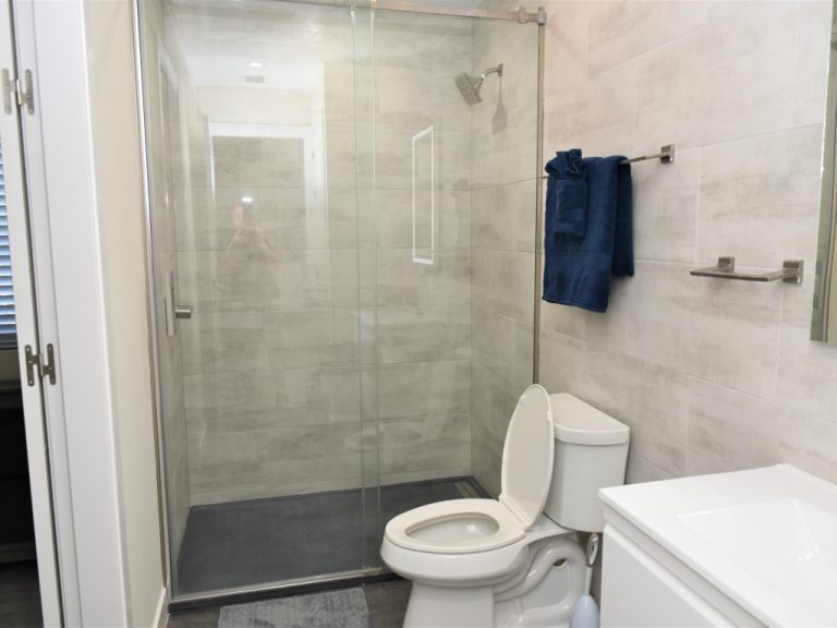 Arvia - Bathroom