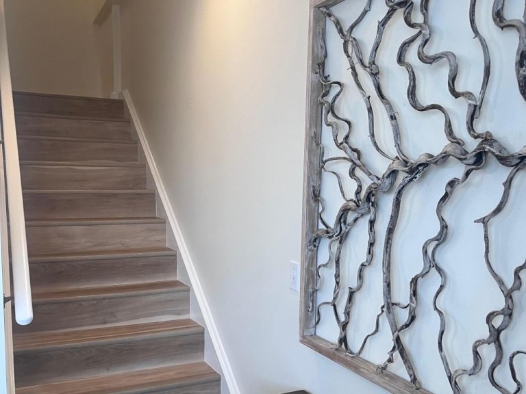28 - Park Place - Stairs